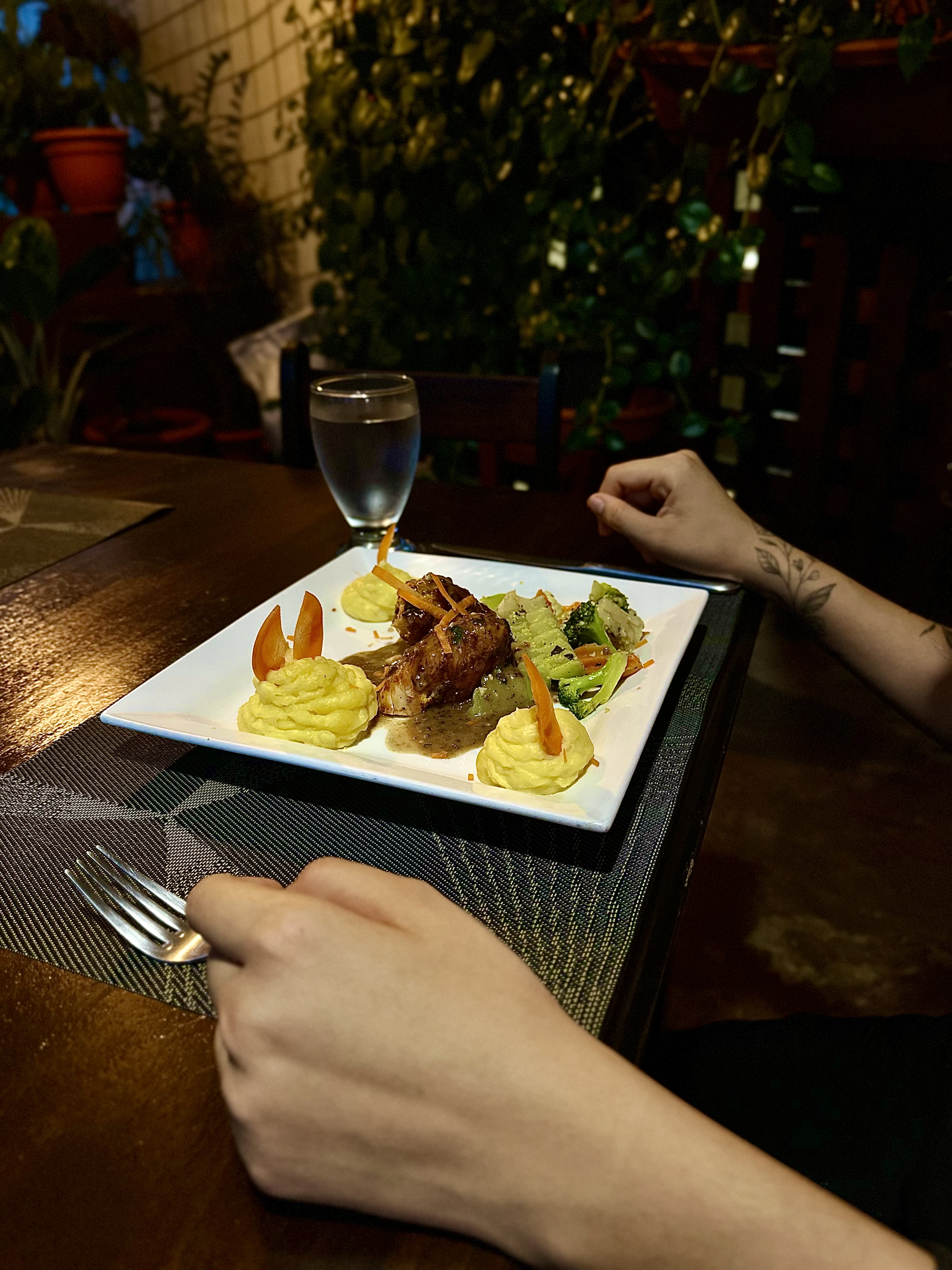 Plato gourmet del restaurante